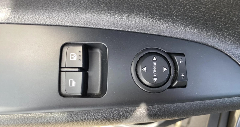 Kia Stonic cena 61900 przebieg: 66230, rok produkcji 2017 z Łańcut małe 232